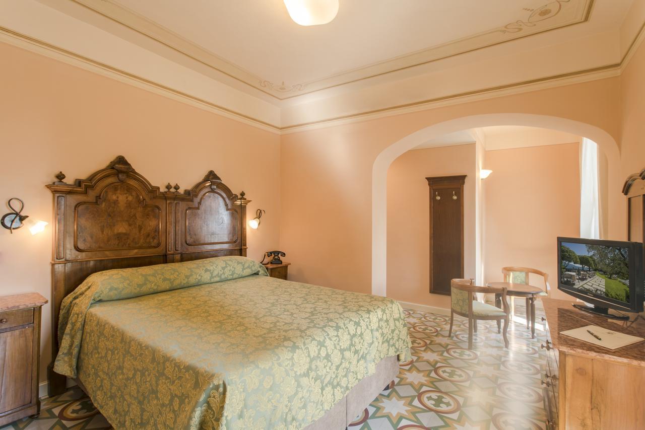 Hotel Gardenia Al Lago Gargnano Eksteriør billede